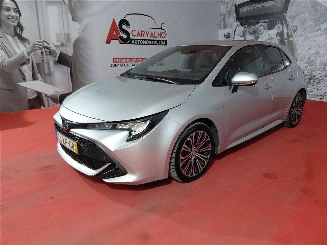 toyota-corolla-2019-hibrido-a-gasolina-1798cc