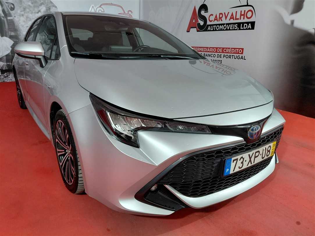 toyota-corolla-2019-hibrido-a-gasolina-1798cc