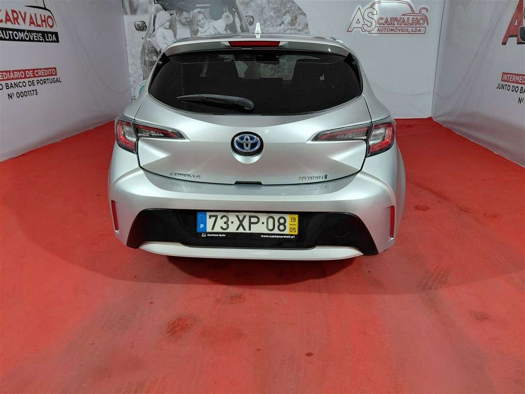 toyota-corolla-2019-hibrido-a-gasolina-1798cc