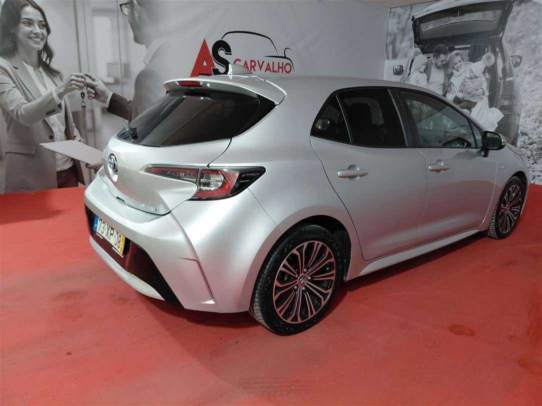 toyota-corolla-2019-hibrido-a-gasolina-1798cc