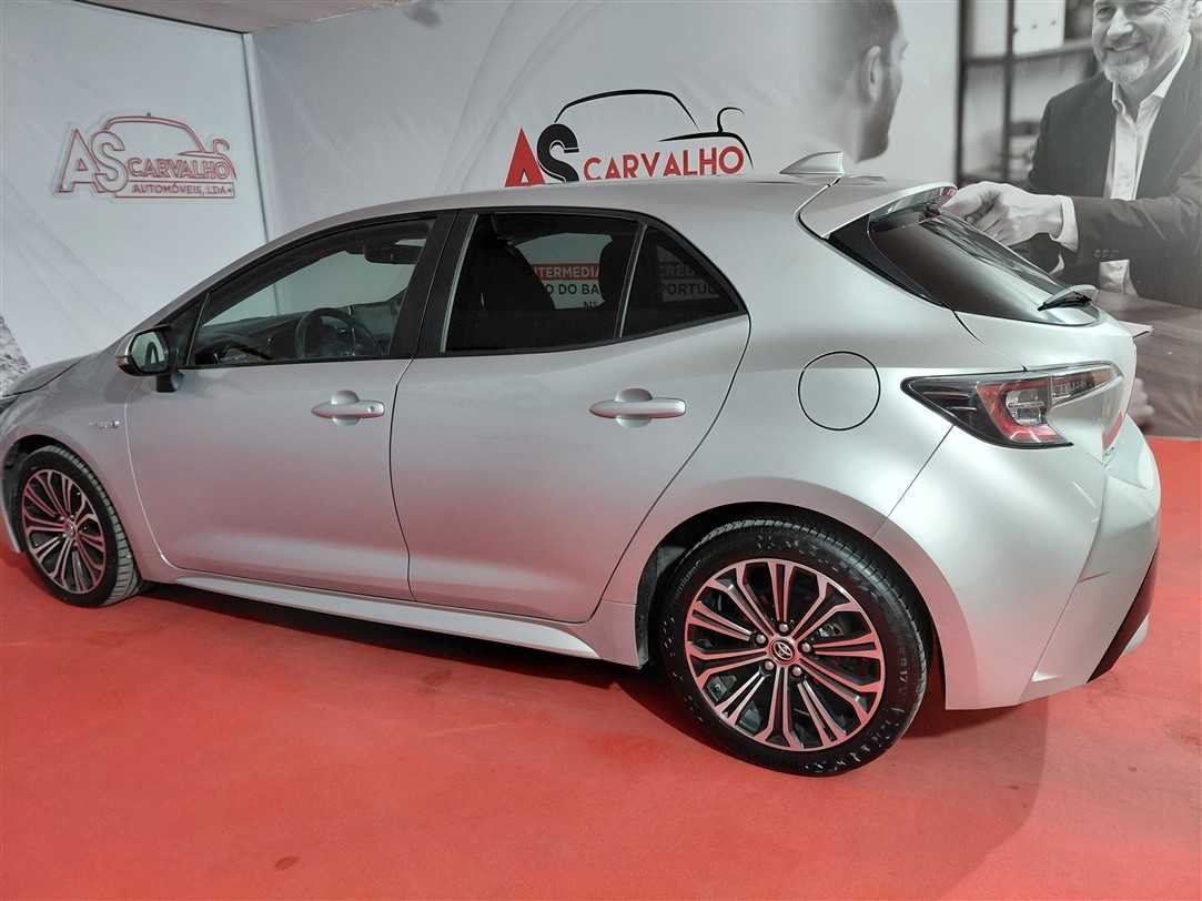 toyota-corolla-2019-hibrido-a-gasolina-1798cc