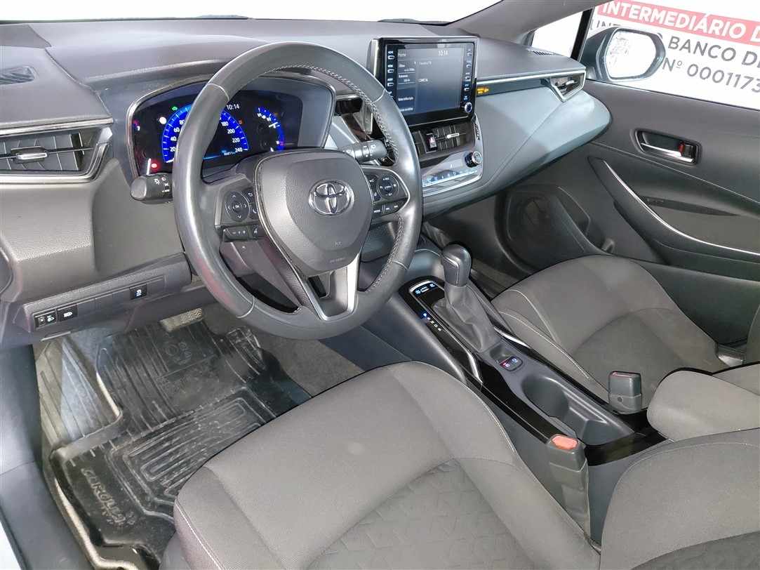 toyota-corolla-2019-hibrido-a-gasolina-1798cc