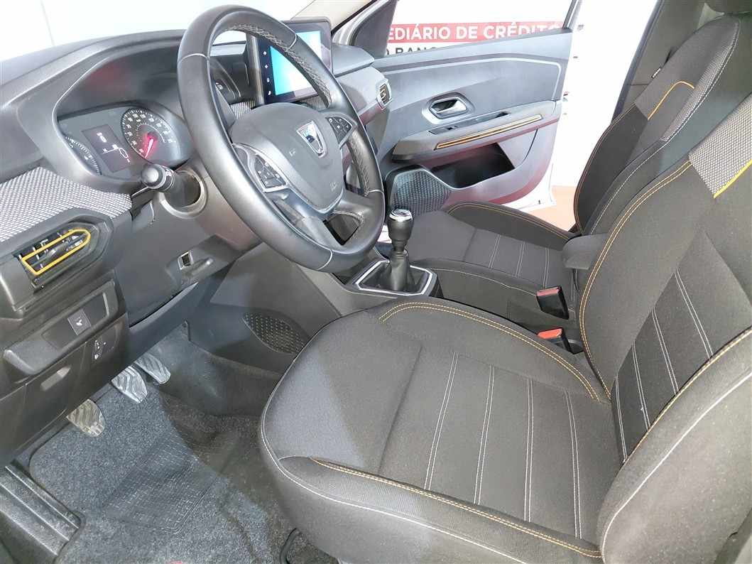dacia-sandero-2022-gasolina-999cc