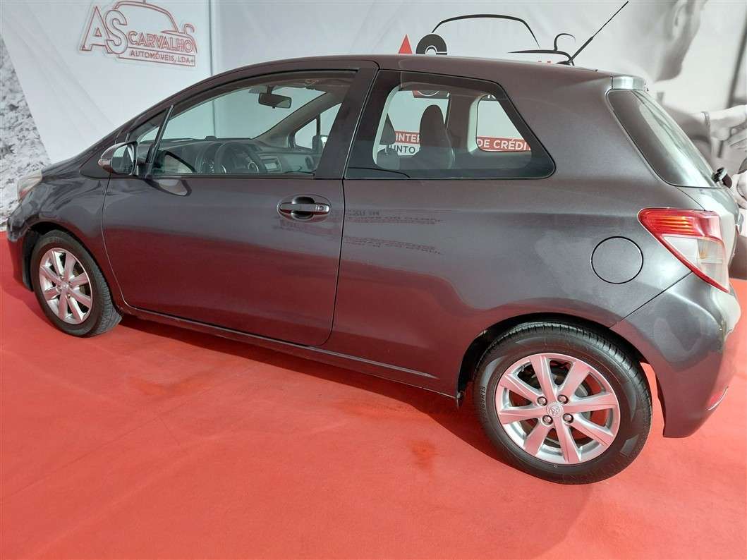 toyota-yaris-2013-diesel-1364cc