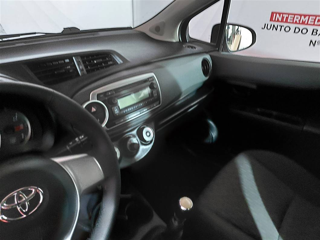 toyota-yaris-2013-diesel-1364cc