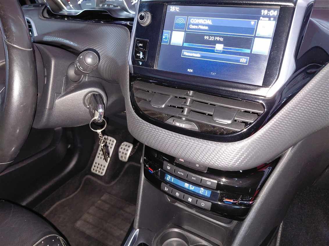 peugeot-2008-2015-diesel-1560cc