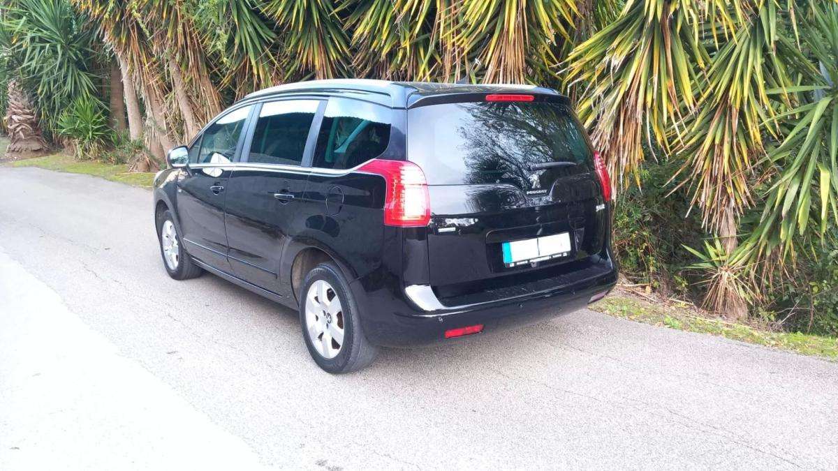 peugeot-5008-2016-diesel-1560cc