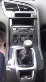 peugeot-5008-2016-diesel-1560cc
