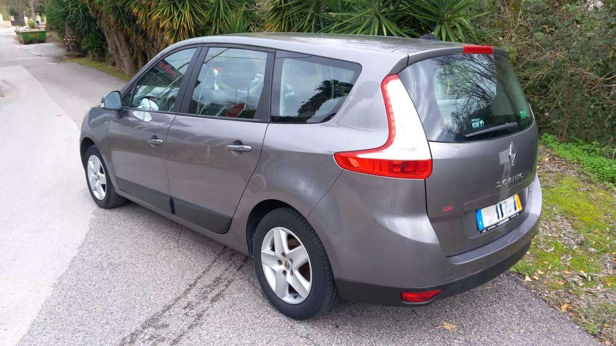 renault-grand-scenic-2012-diesel-1461cc