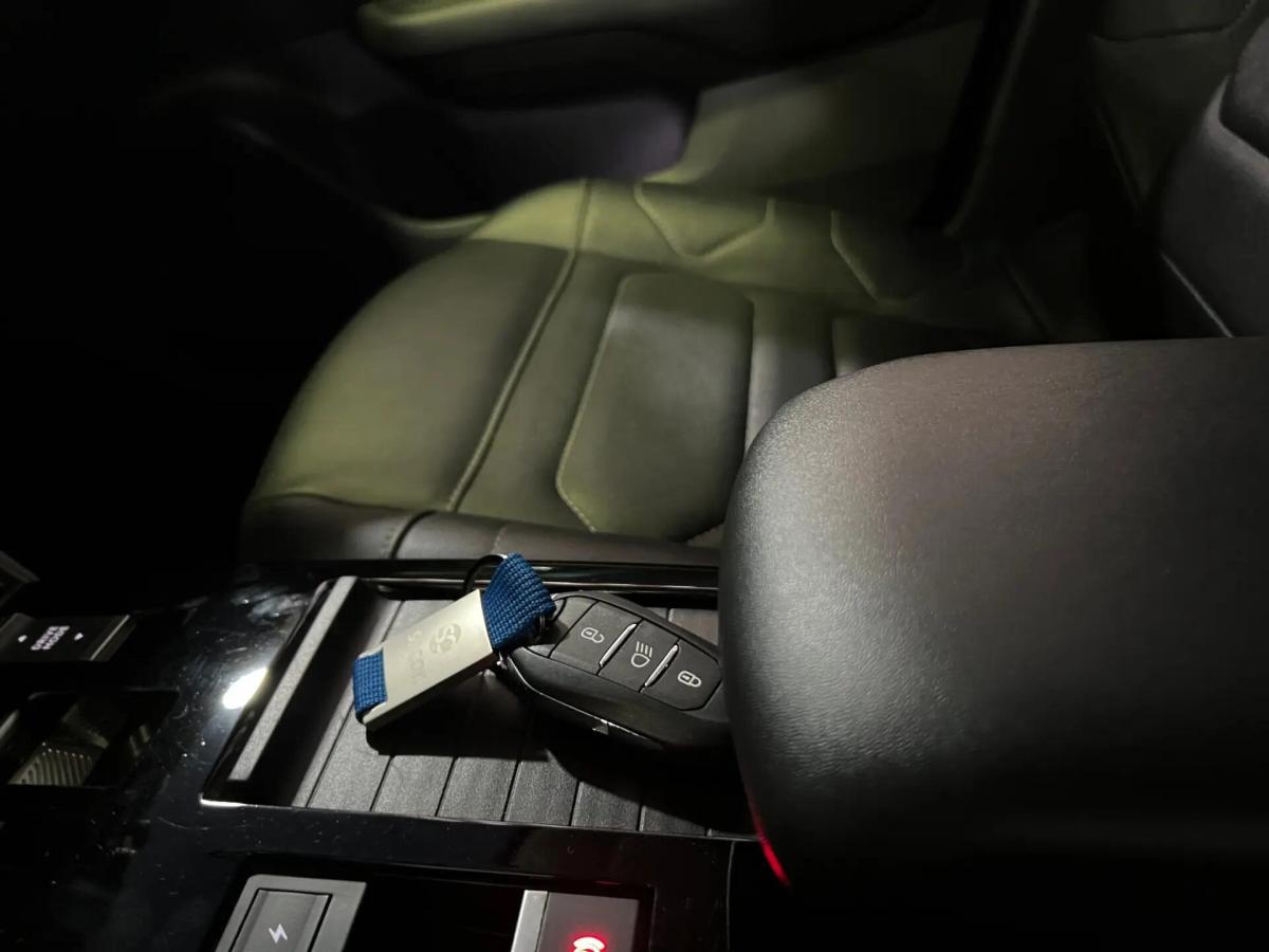 citroen-e-c4-2022-eletrico-0cc