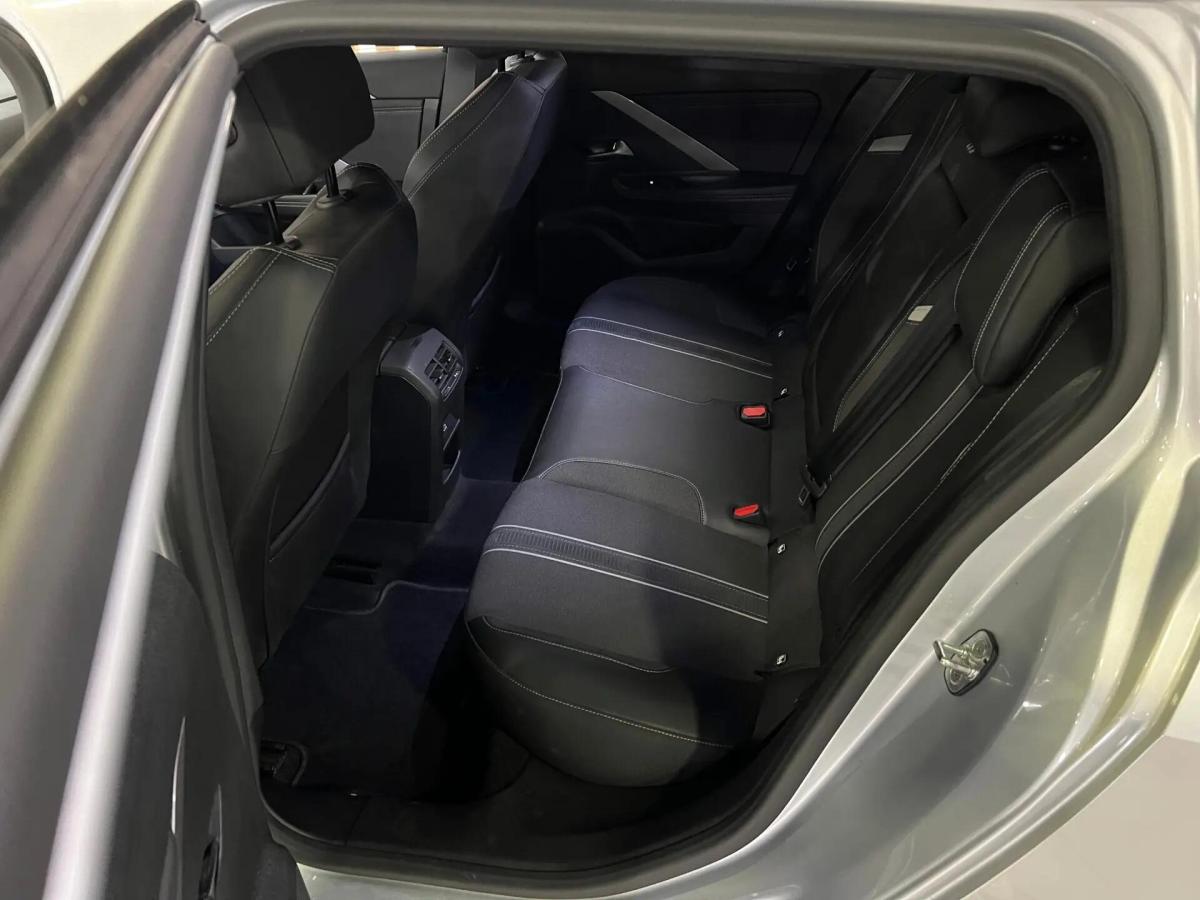 opel-astra-sport-tourer-2025-gasolina-1199cc