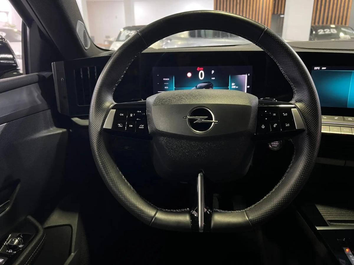 opel-astra-sport-tourer-2025-gasolina-1199cc