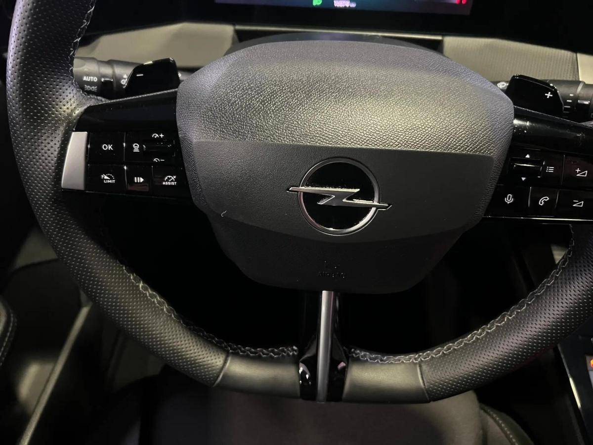 opel-astra-sport-tourer-2025-gasolina-1199cc
