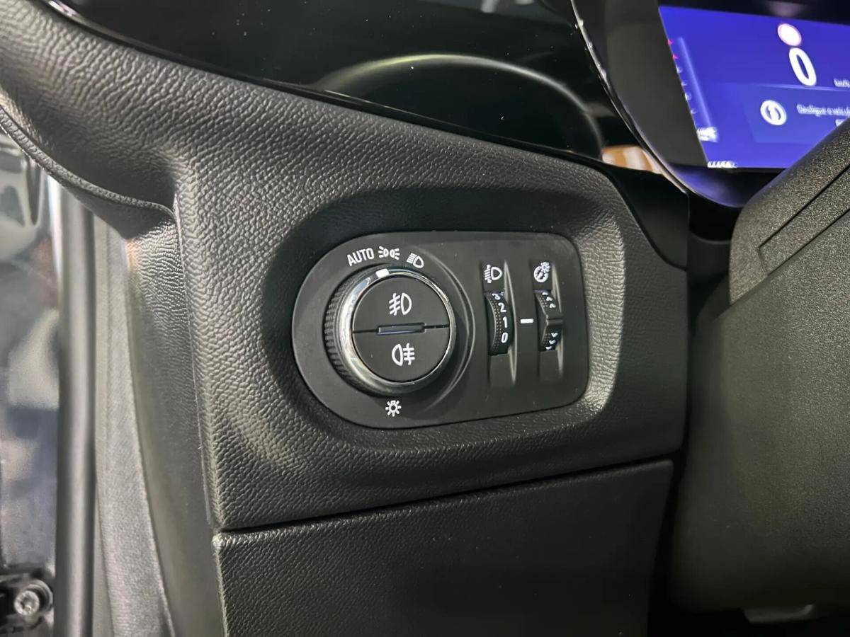 opel-corsa-2024-gasolina-1199cc