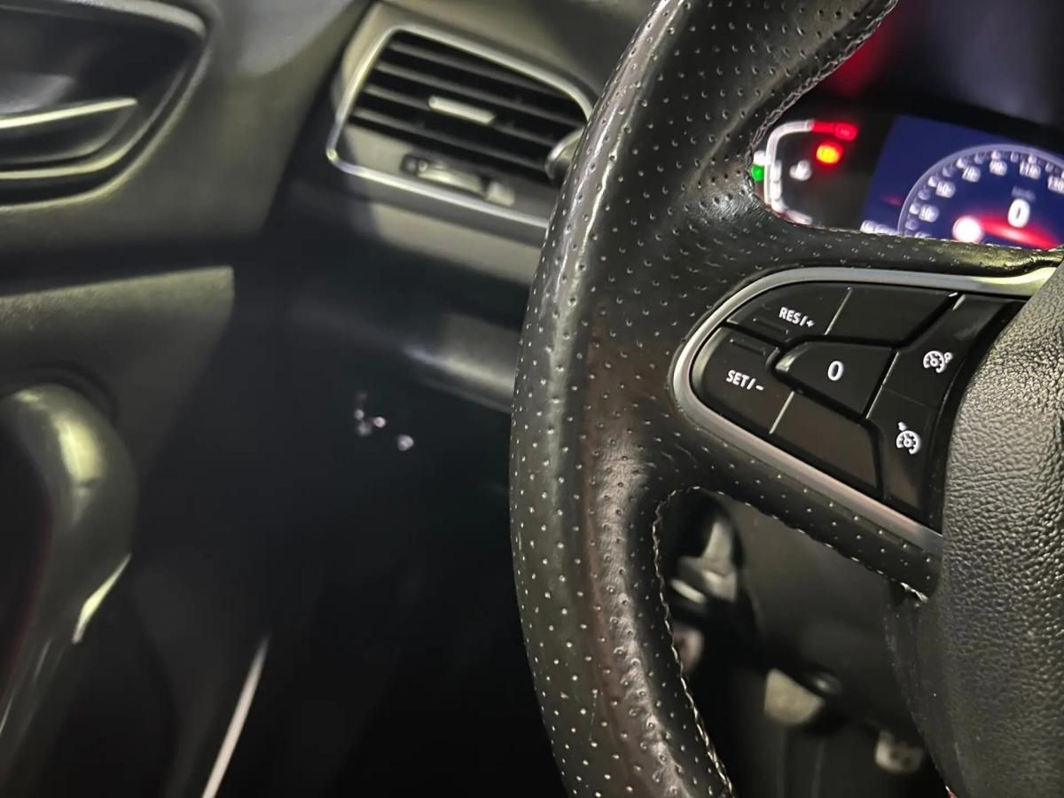 renault-megane-sport-tourer-2021-gasolina-1332cc
