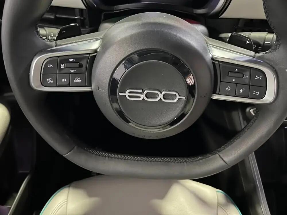 fiat-600-2024-gasolina-1199cc