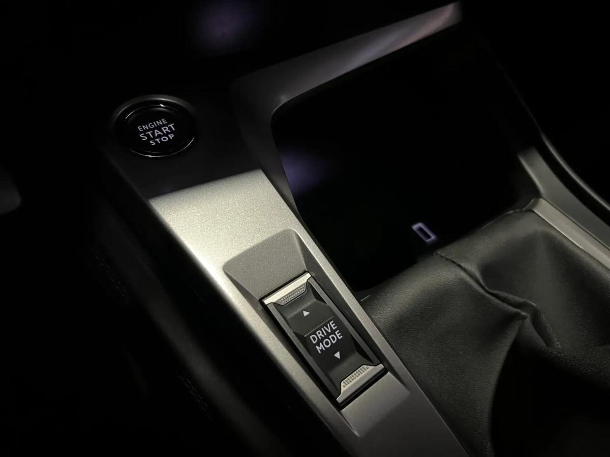 peugeot-308-2024-gasolina-1199cc