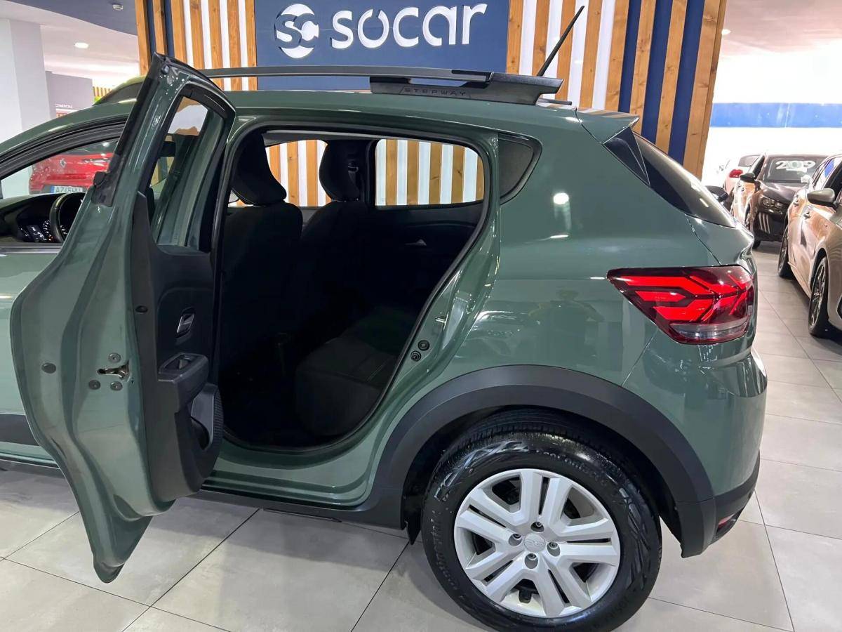 dacia-sandero-2023-gasolina-999cc