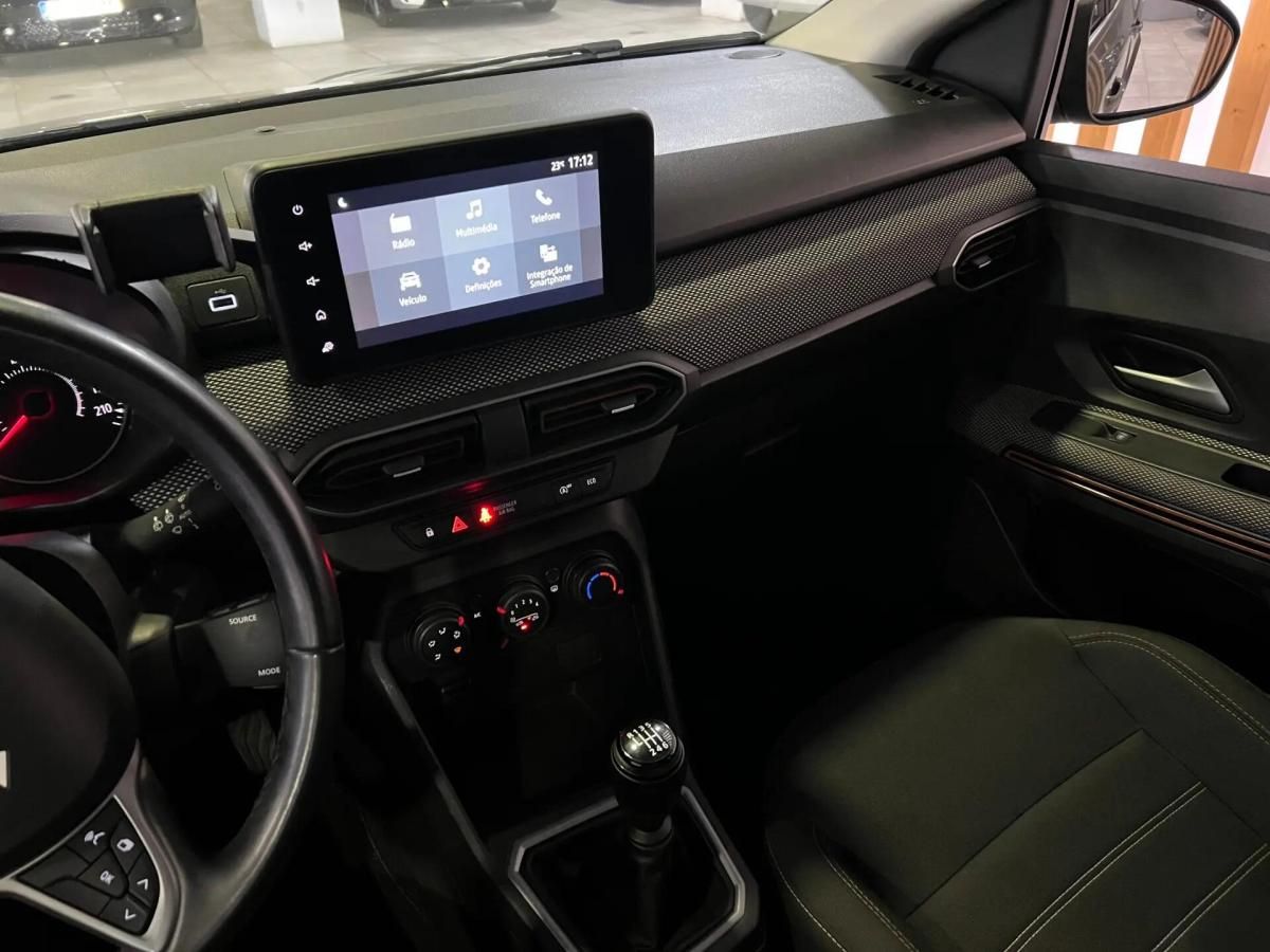 dacia-sandero-2023-gasolina-999cc