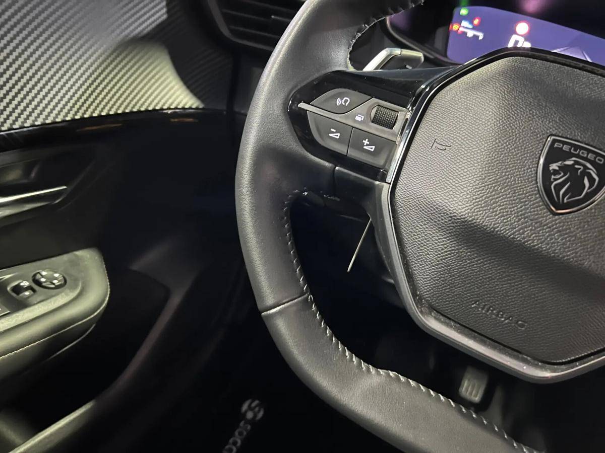 peugeot-208-2025-gasolina-1199cc