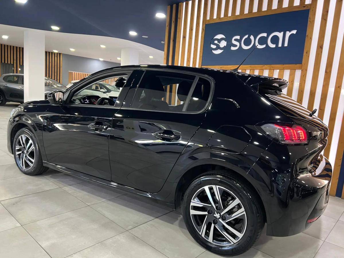 peugeot-208-2022-diesel-1499cc
