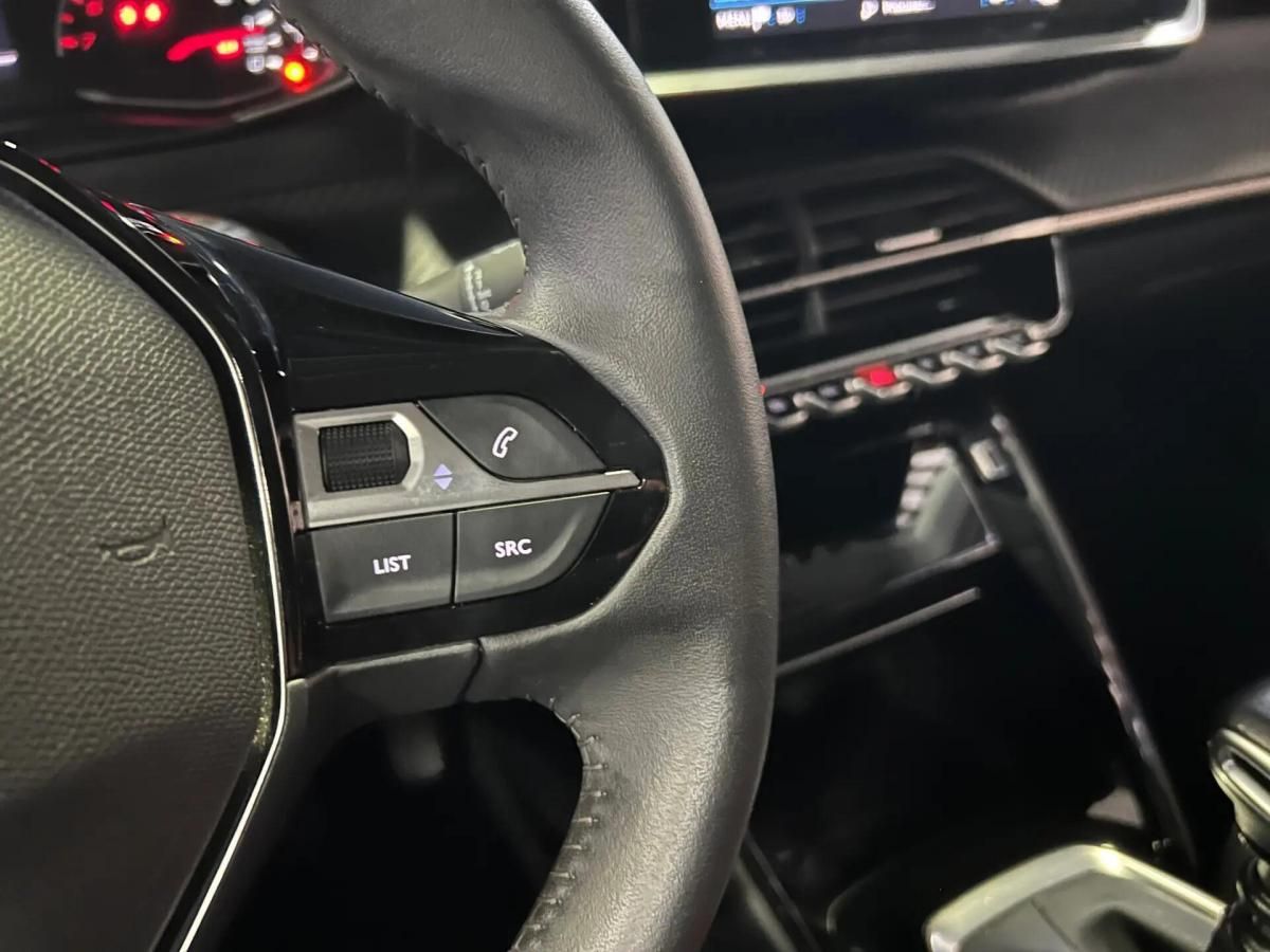 peugeot-208-2022-diesel-1499cc