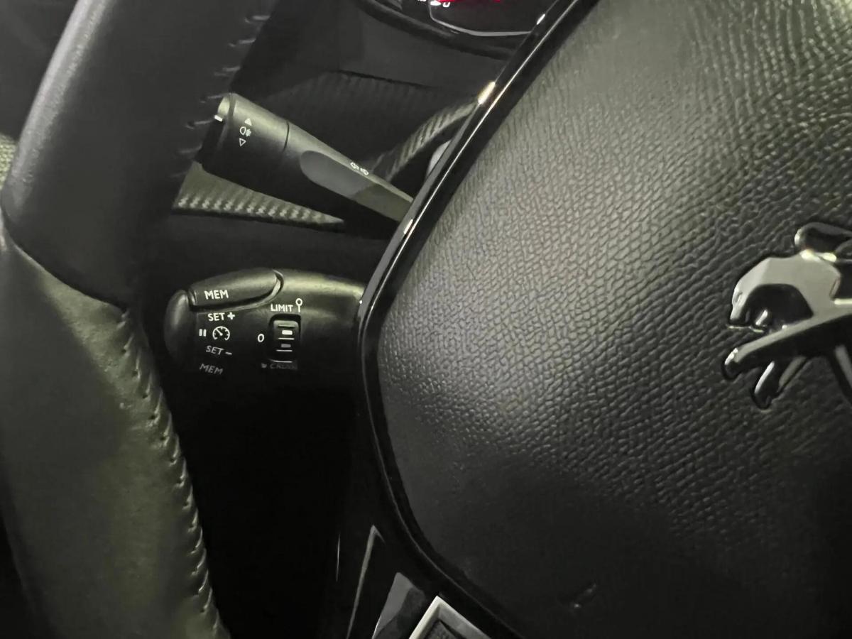 peugeot-208-2022-diesel-1499cc