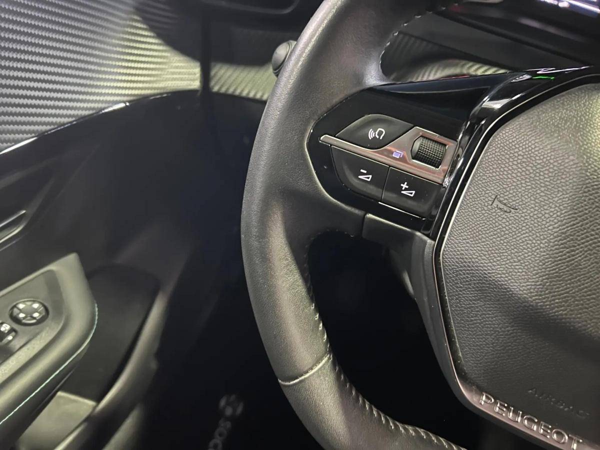 peugeot-208-2022-diesel-1499cc