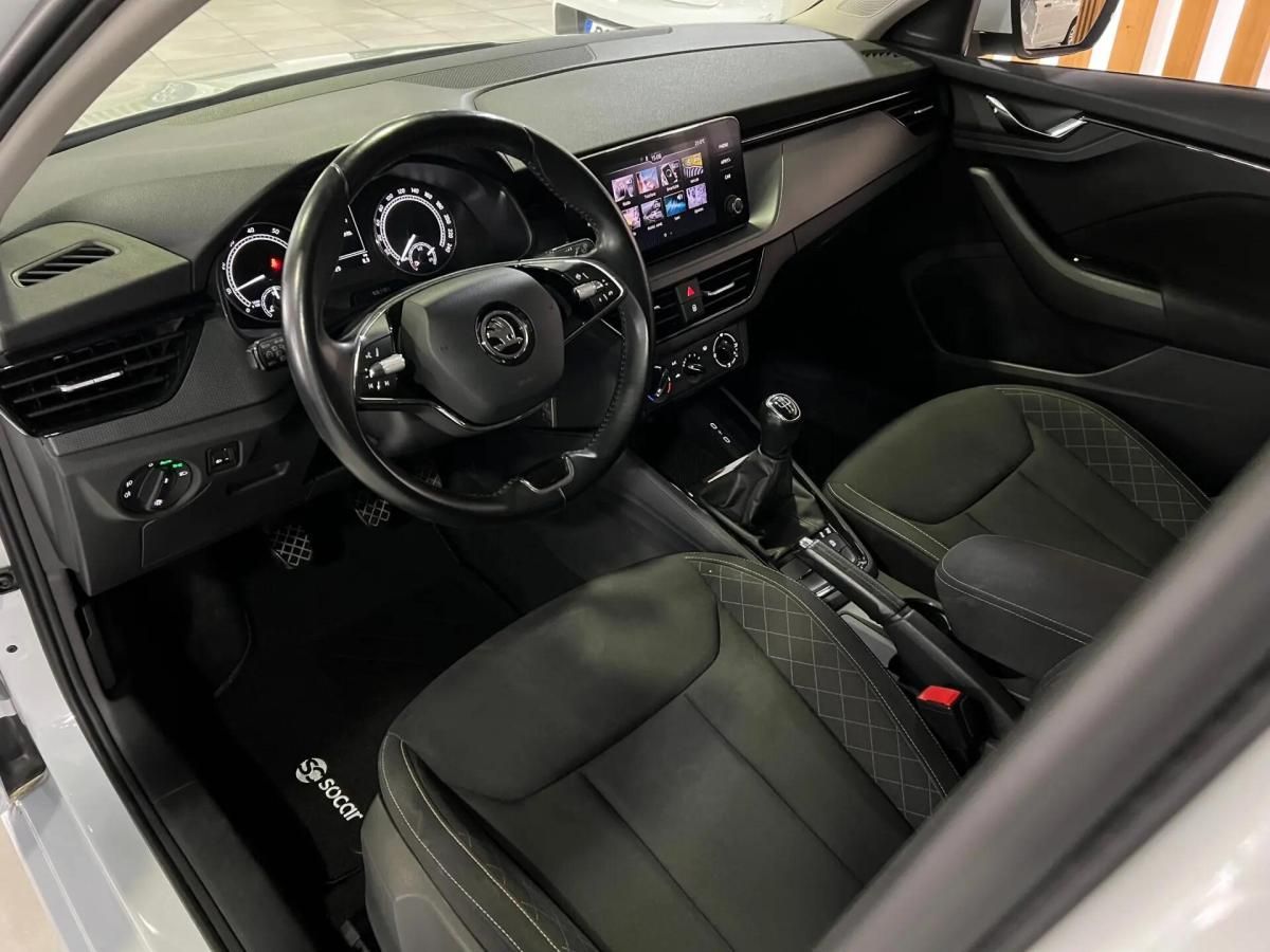 skoda-scala-2023-gasolina-999cc