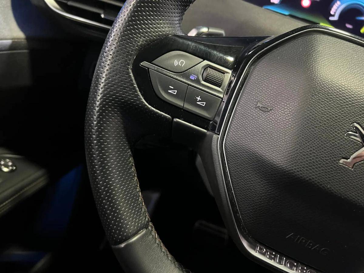 peugeot-3008-2023-hibrido-a-gasolina-1598cc