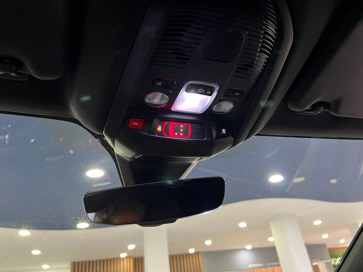 peugeot-3008-2023-hibrido-a-gasolina-1598cc
