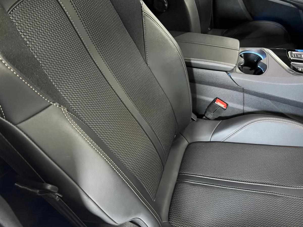 peugeot-3008-2023-hibrido-a-gasolina-1598cc