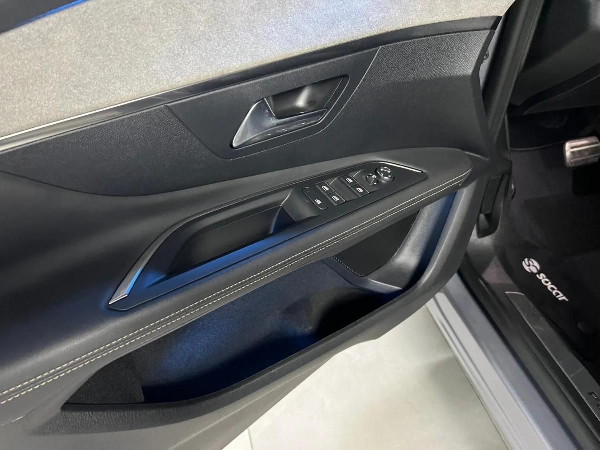 peugeot-3008-2023-hibrido-a-gasolina-1598cc