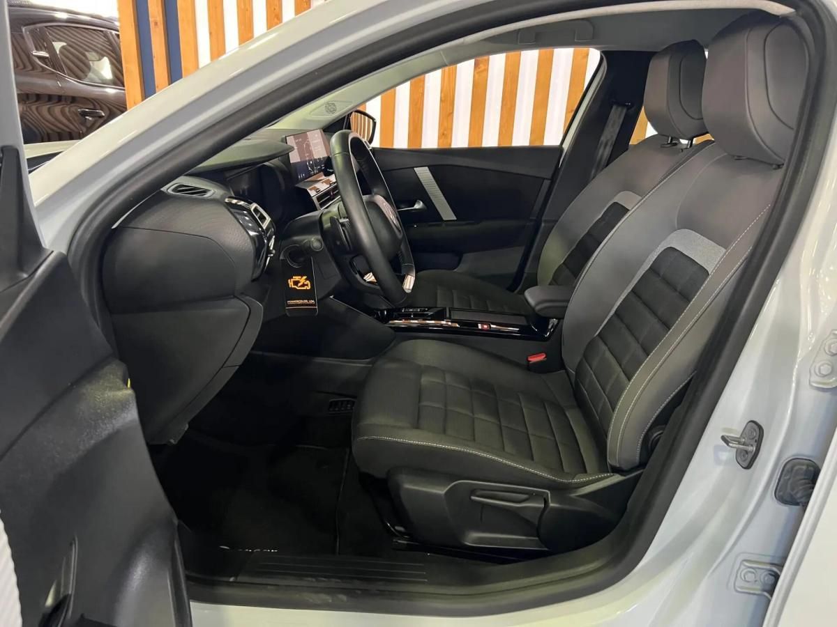 citroen-c4-2025-gasolina-1199cc