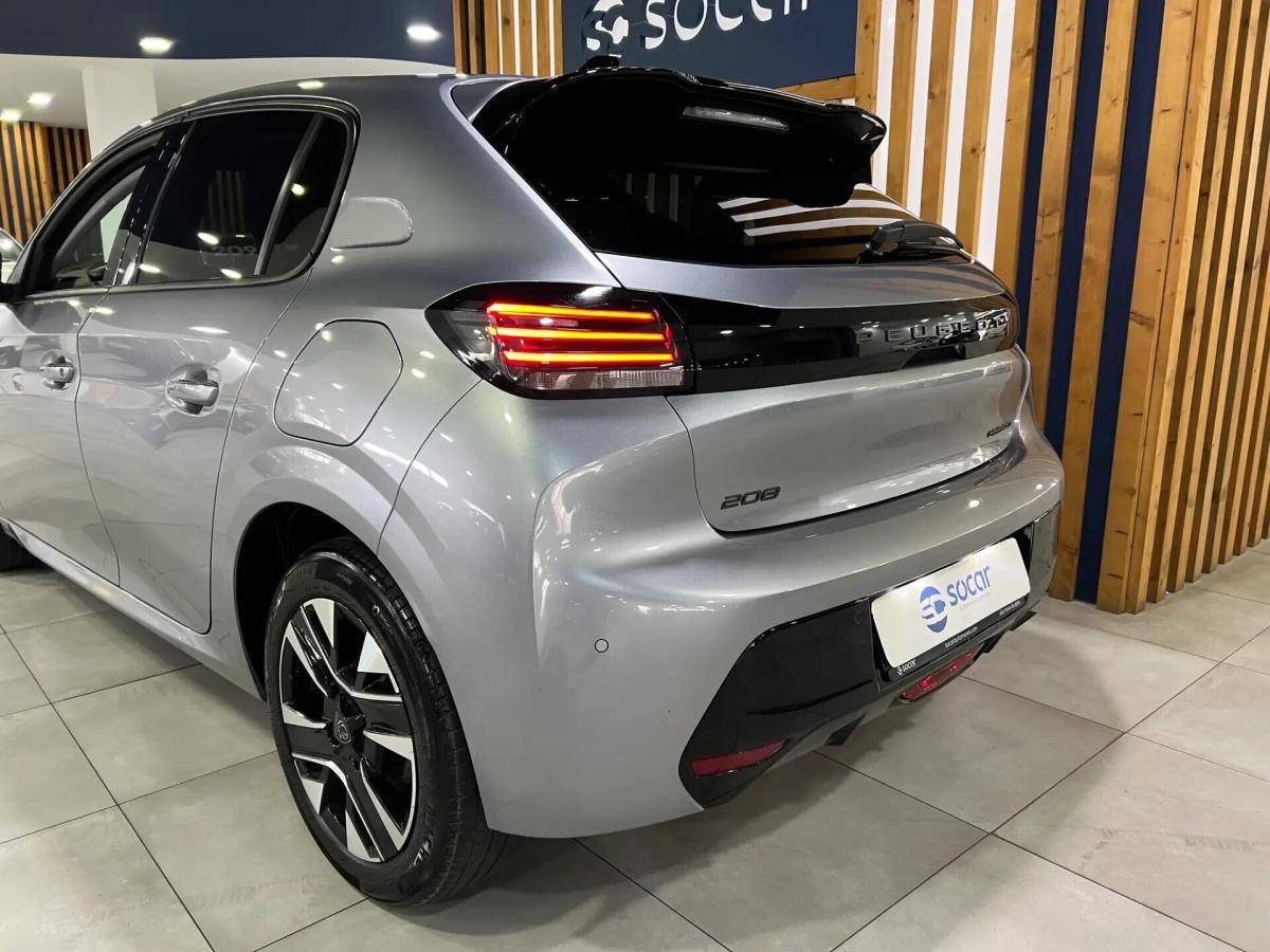 peugeot-208-2025-hibrido-a-gasolina-1199cc