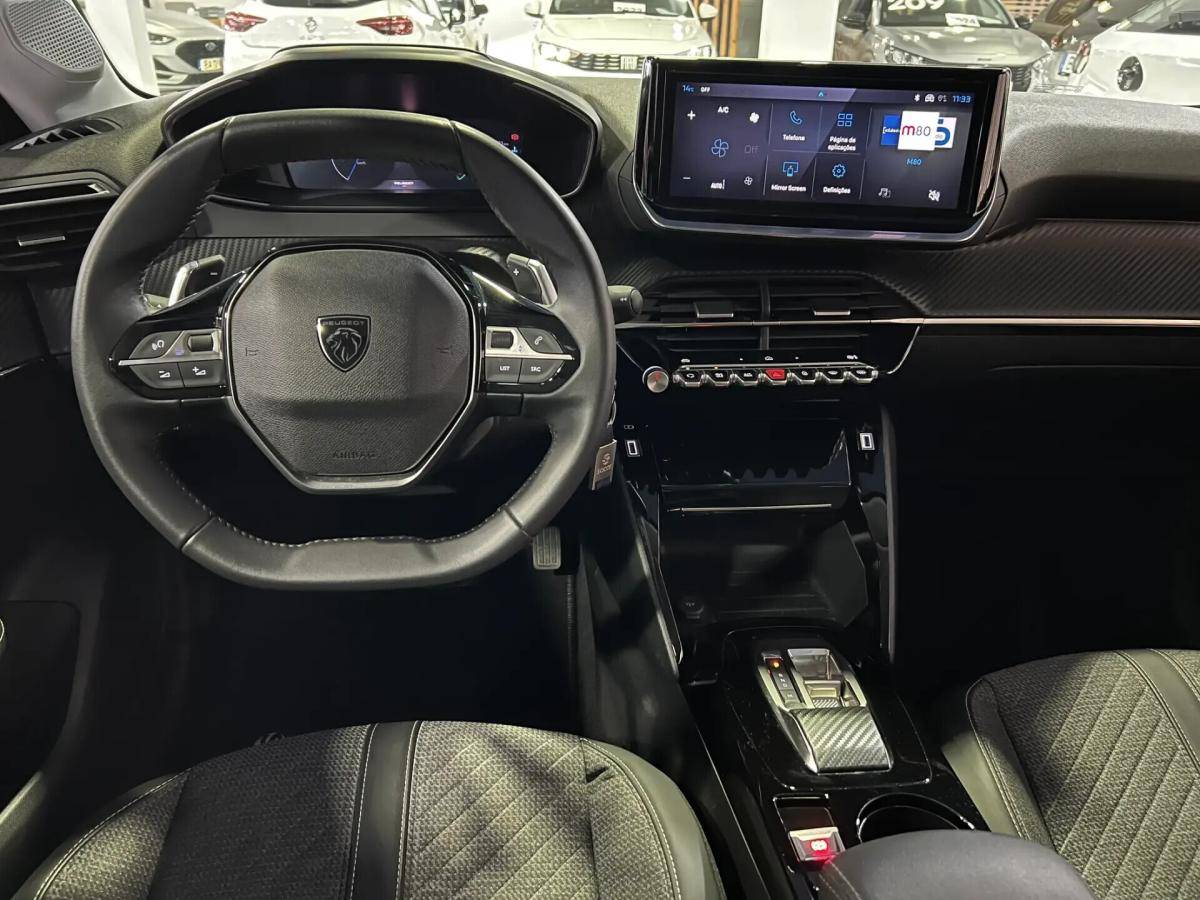 peugeot-208-2025-hibrido-a-gasolina-1199cc