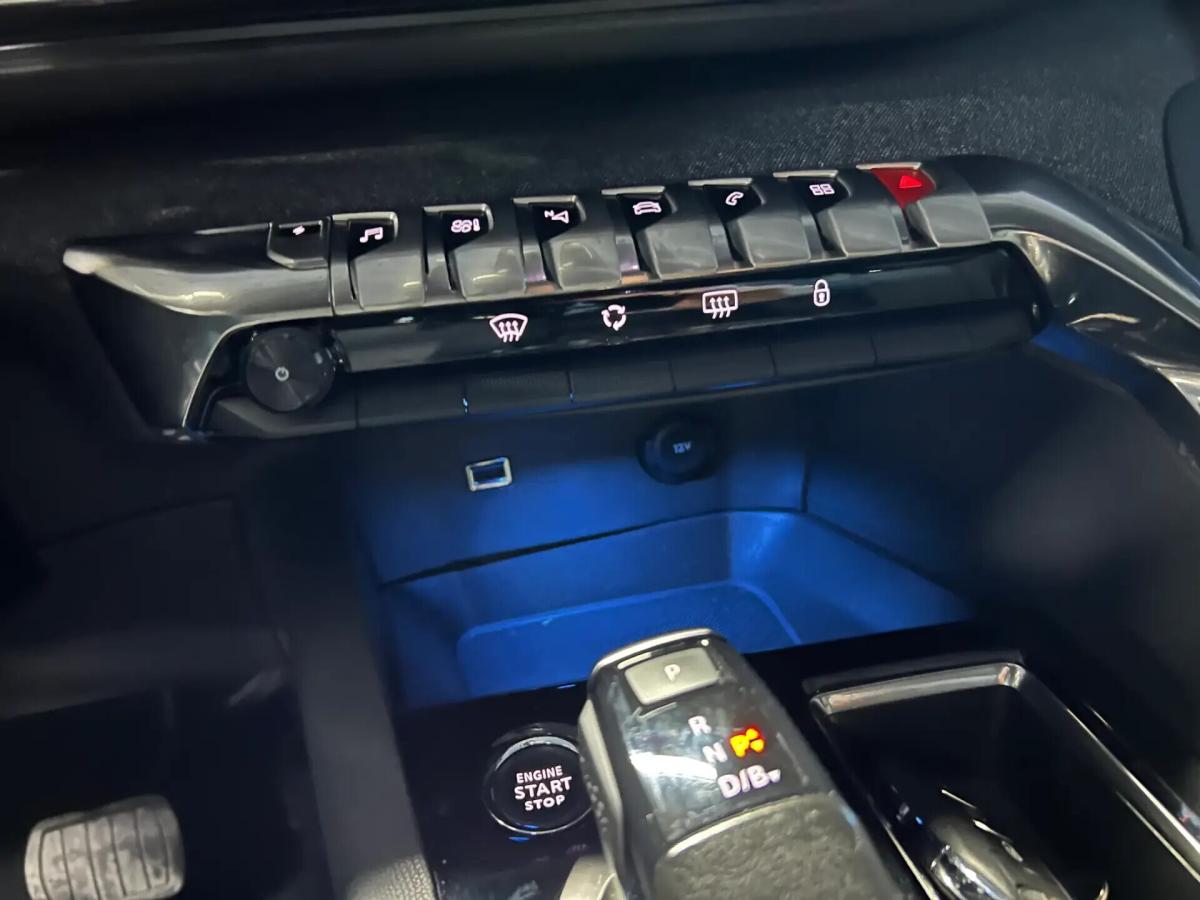 peugeot-3008-2023-hibrido-a-gasolina-1598cc