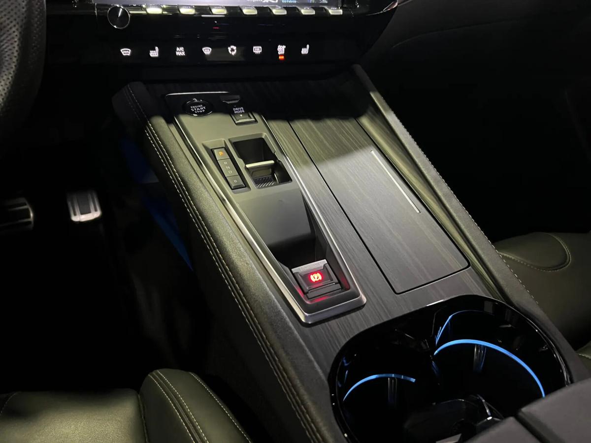 peugeot-508-sw-2023-hibrido-a-gasolina-1598cc