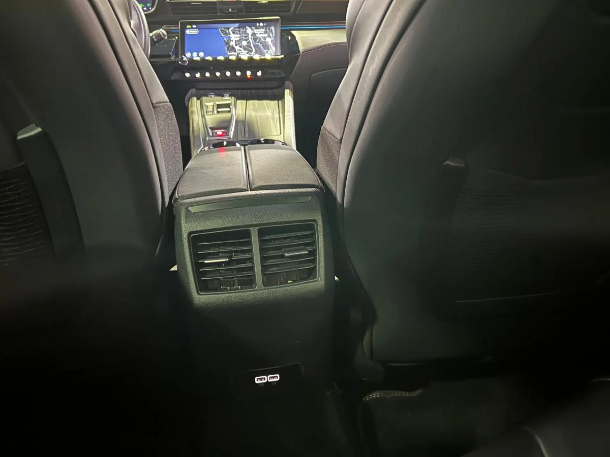 peugeot-508-sw-2023-hibrido-a-gasolina-1598cc