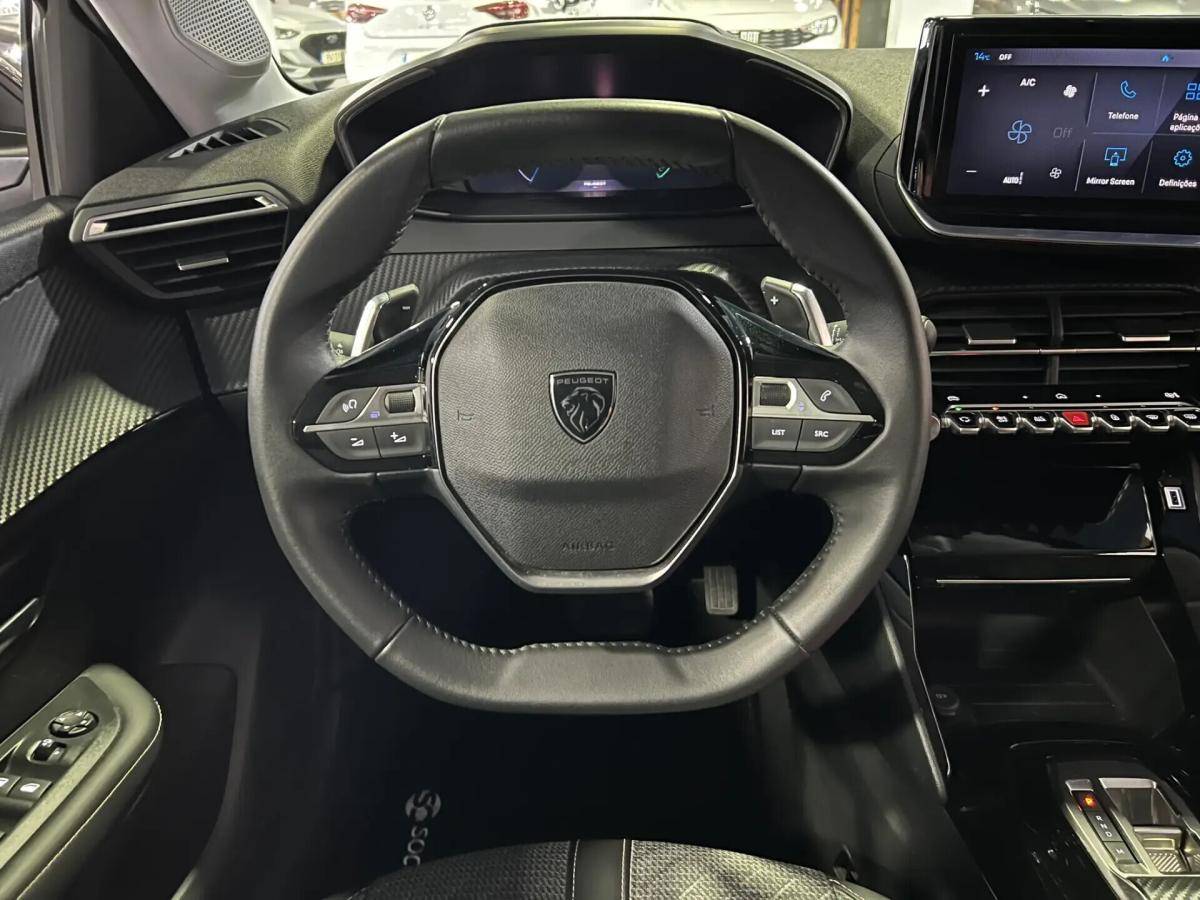 peugeot-208-2025-gasolina-1199cc