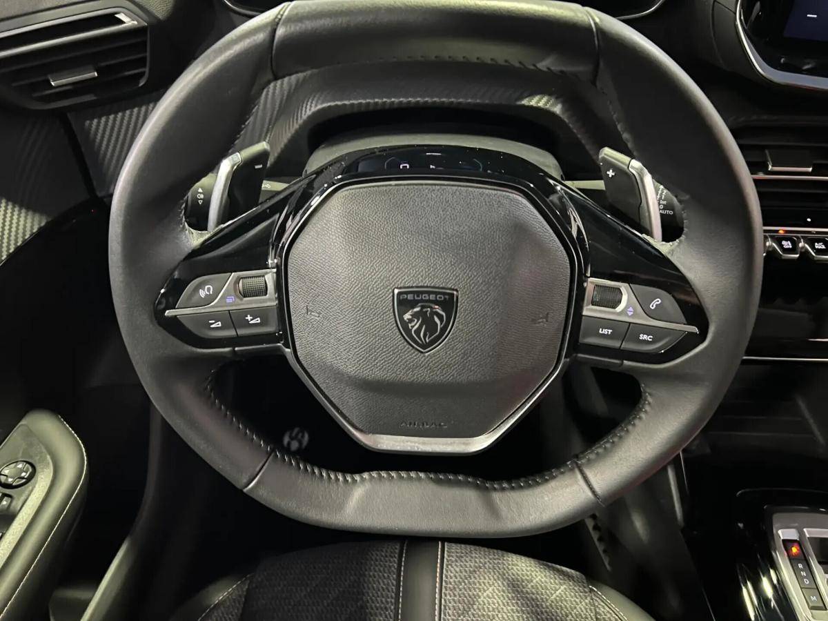 peugeot-208-2025-gasolina-1199cc