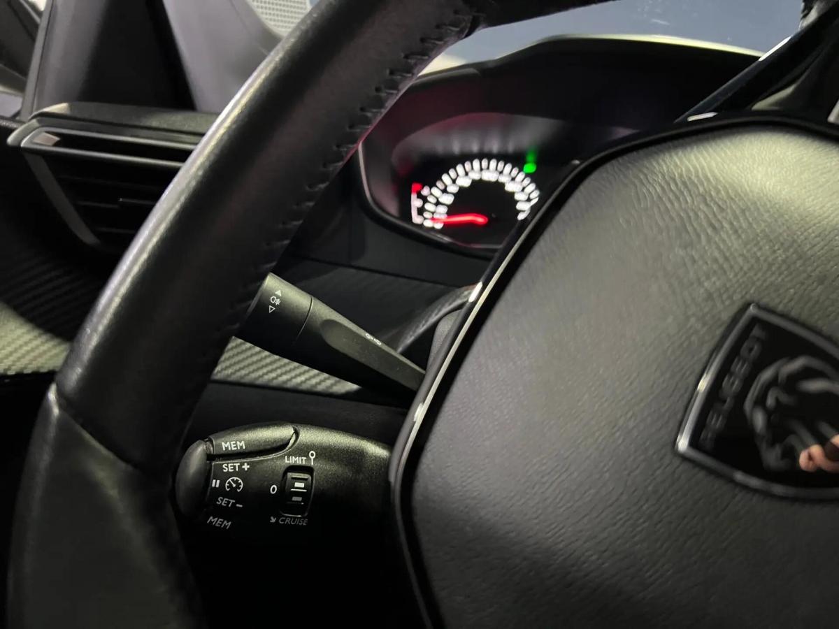 peugeot-208-2024-gasolina-1199cc