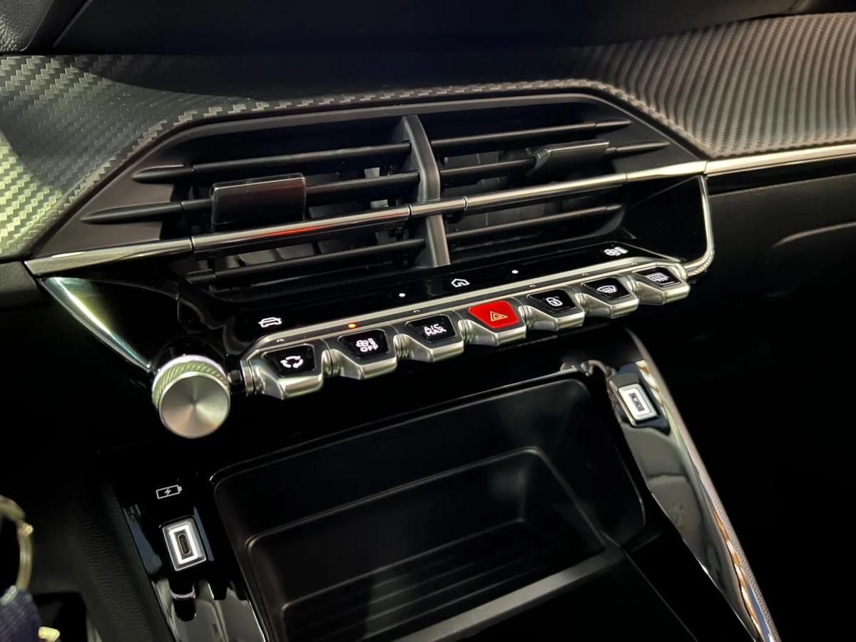 peugeot-208-2024-gasolina-1199cc