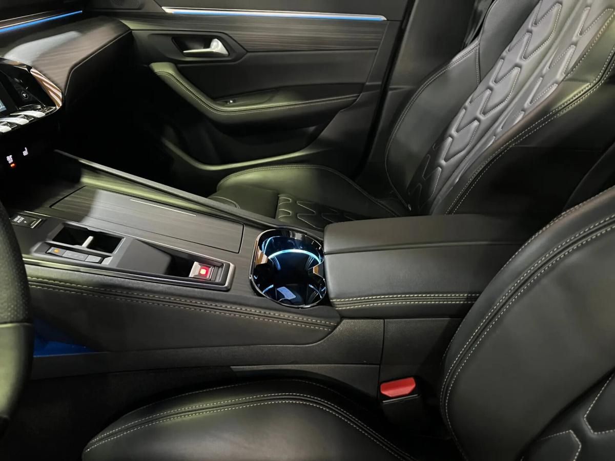 peugeot-508-sw-2023-hibrido-a-gasolina-1598cc