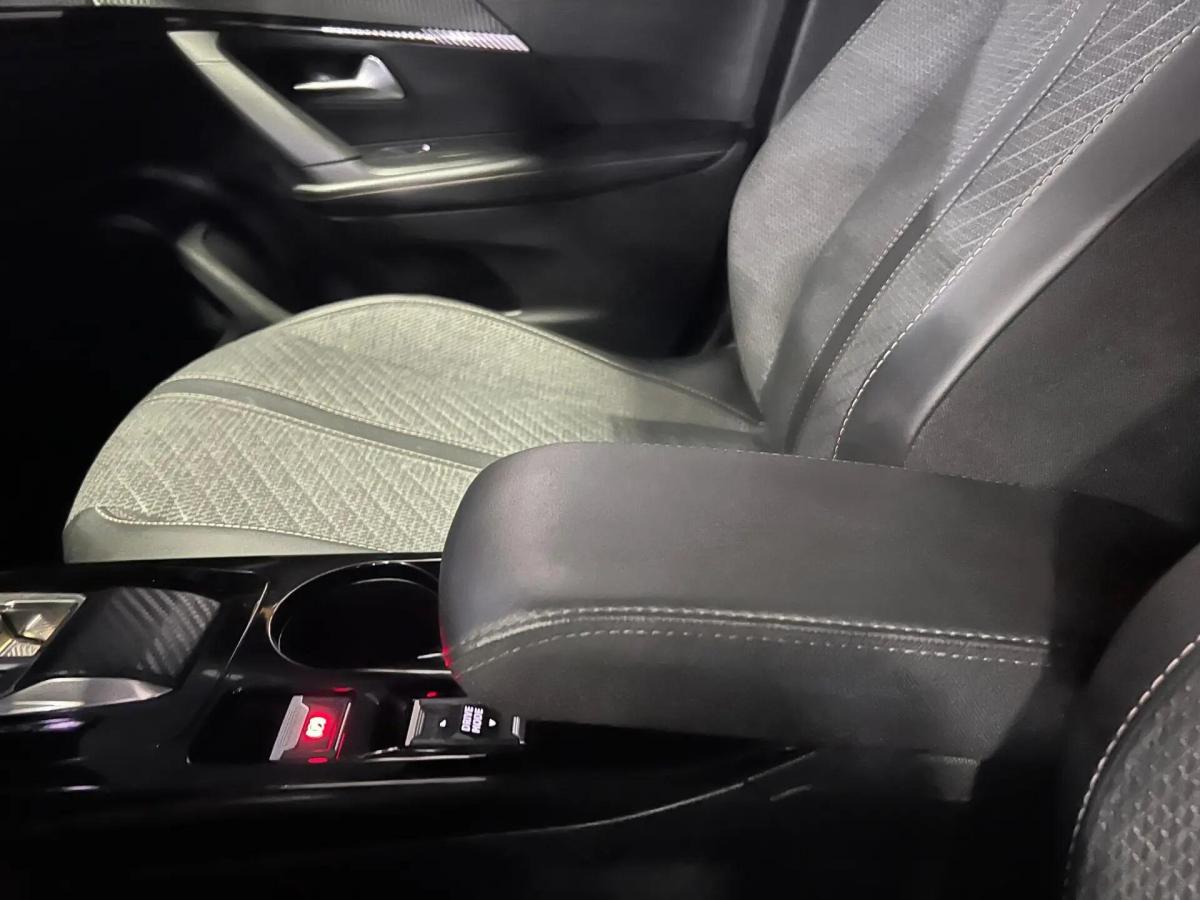 peugeot-e-2008-2026-eletrico-0cc