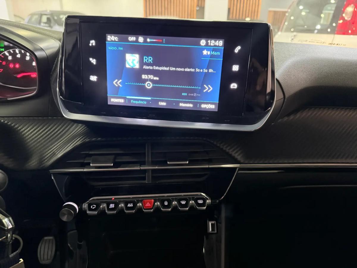 peugeot-208-2023-gasolina-1199cc