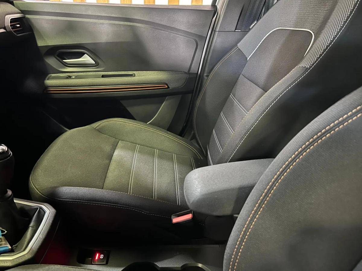dacia-sandero-2023-gasolina-999cc