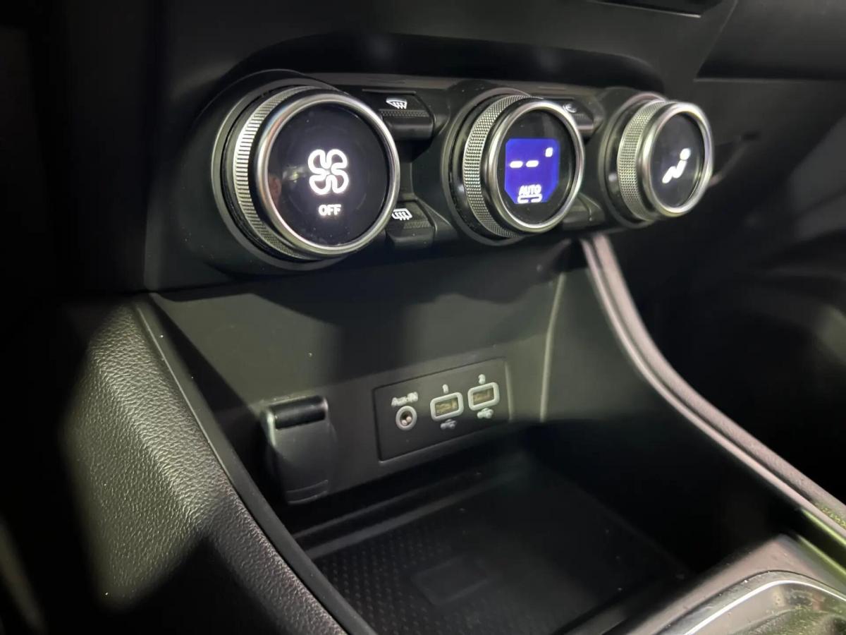 renault-captur-2023-gasolina-999cc