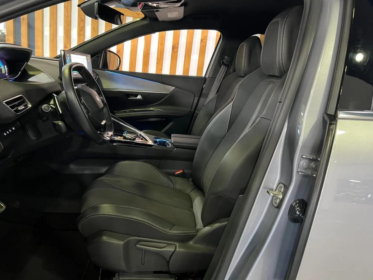 peugeot-3008-2023-hibrido-a-gasolina-1598cc