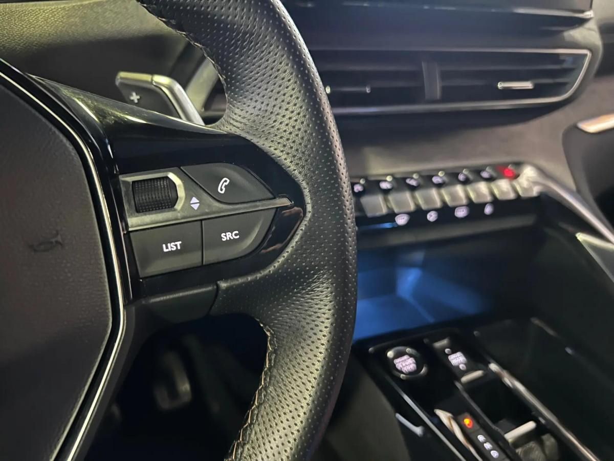 peugeot-3008-2023-hibrido-a-gasolina-1598cc